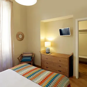 לינה וארוחת בוקר I Vicere Deluxe נאפולי
