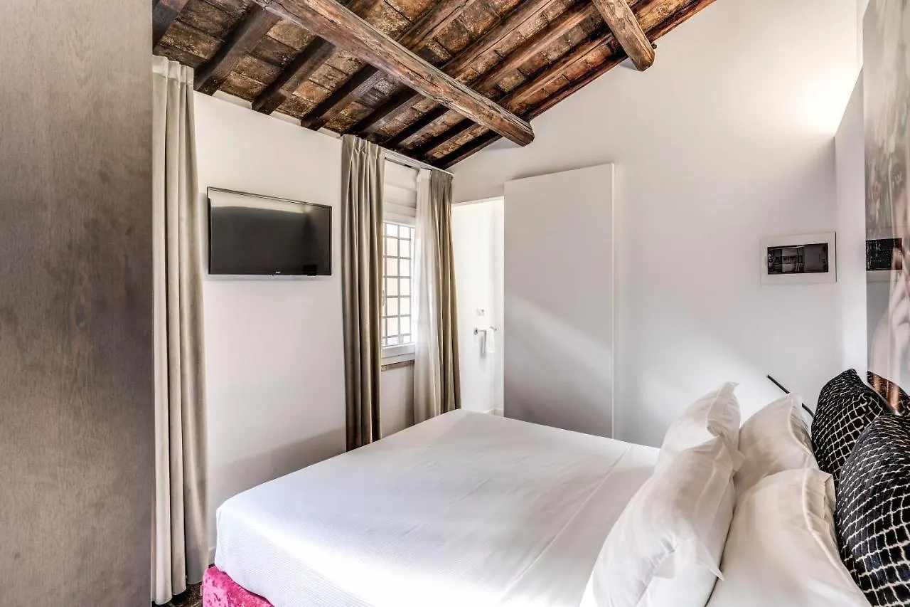 Little Queen Suite Rome 3*,  Italy