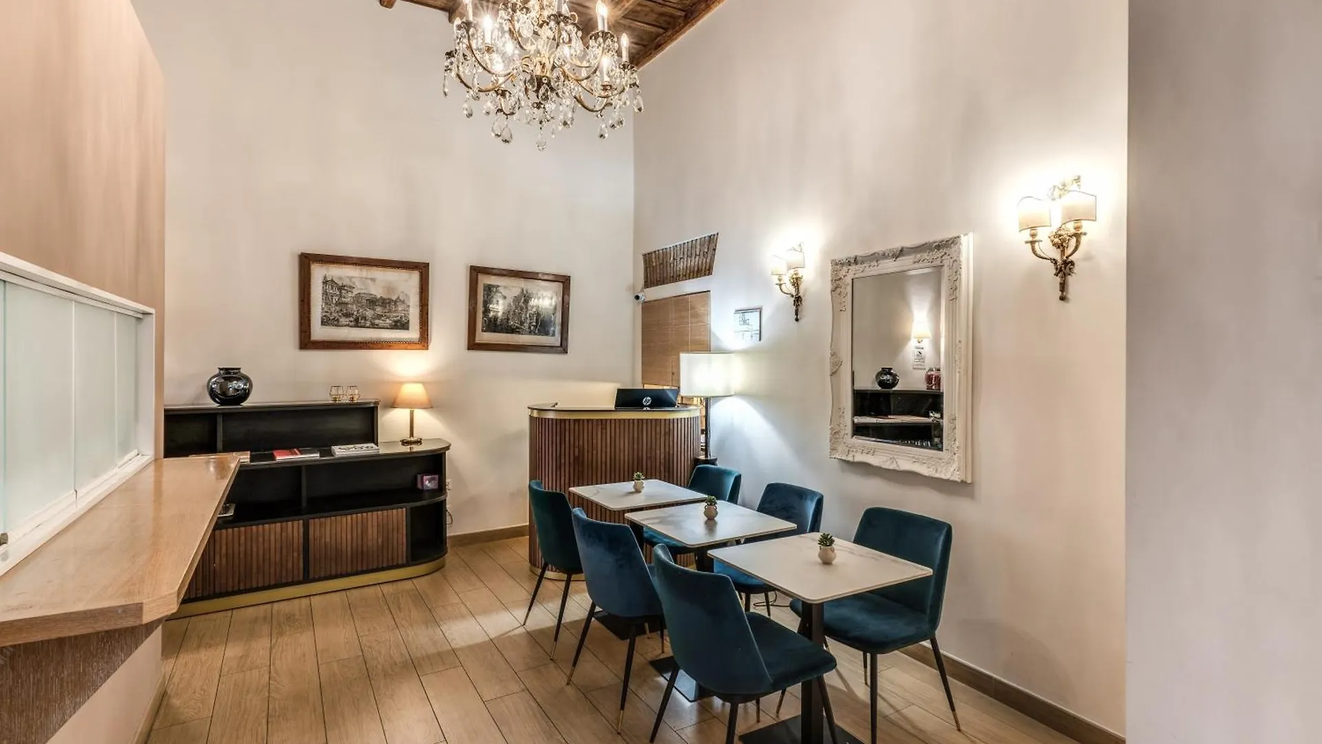 Little Queen Suite Rome