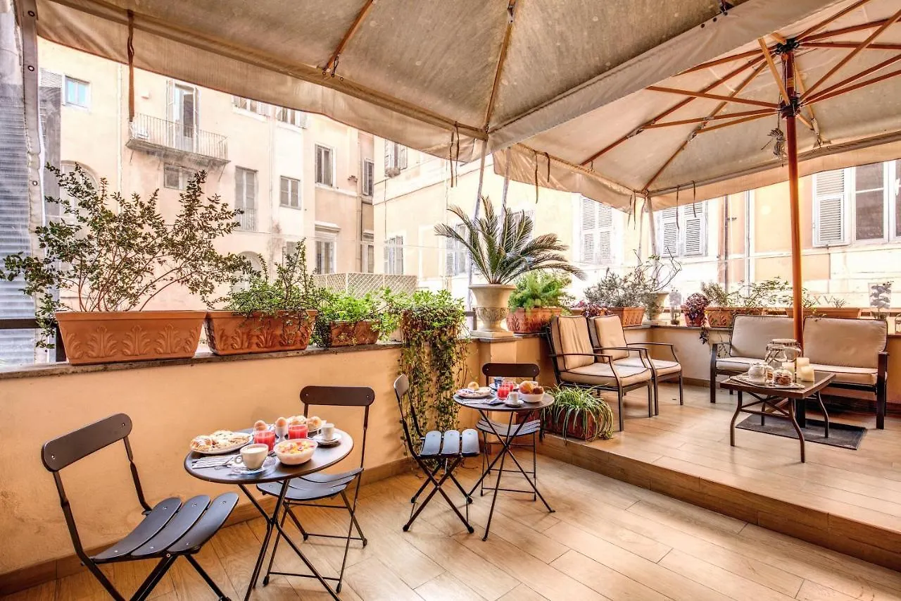 Little Queen Suite Rome Italy