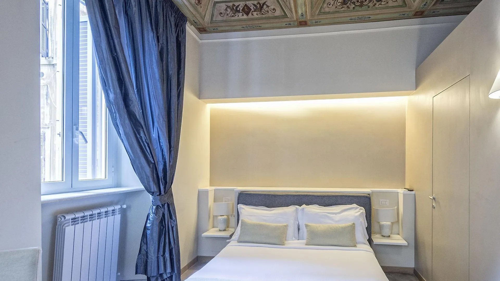 Little Queen Suite Roma 3*,