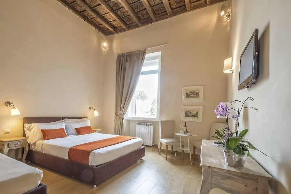 Little Queen Suite Roma Itália