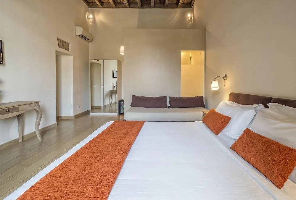 Alojamento de Acomodação e Pequeno-almoço Little Queen Suite Roma